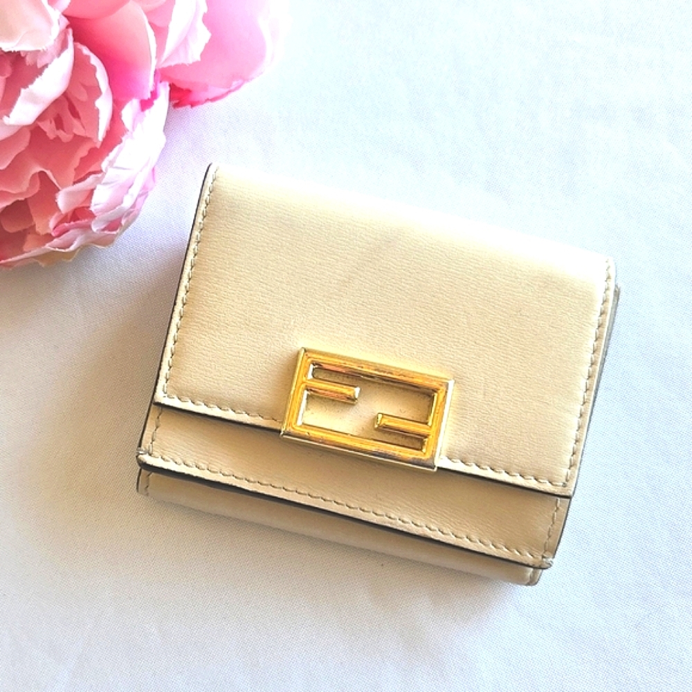 FENDI BAQUETTE Micro Trifold Cream Nappa Leather Wallet EUC